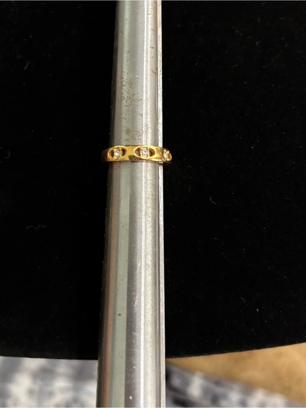 Avon vintage gold